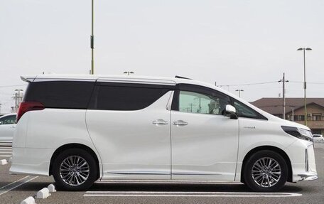 Toyota Alphard III, 2022 год, 3 650 000 рублей, 3 фотография