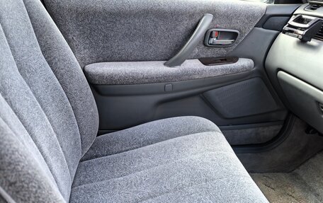 Toyota Crown Majesta, 1996 год, 1 000 000 рублей, 13 фотография
