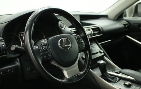 Lexus IS III, 2018 год, 3 090 000 рублей, 16 фотография