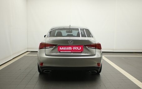 Lexus IS III, 2018 год, 3 090 000 рублей, 12 фотография