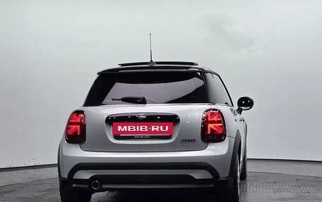 MINI Hatch, 2021 год, 1 950 600 рублей, 3 фотография