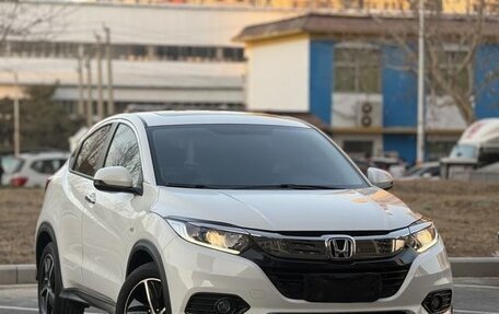 Honda Vezel, 2020 год, 1 700 300 рублей, 2 фотография