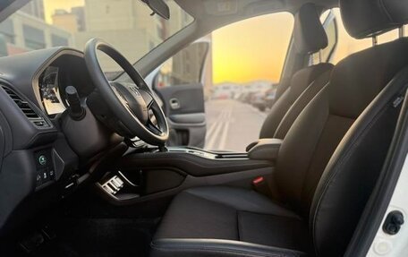 Honda Vezel, 2020 год, 1 700 300 рублей, 7 фотография