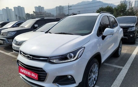 Chevrolet Trax, 2022 год, 1 250 000 рублей, 2 фотография