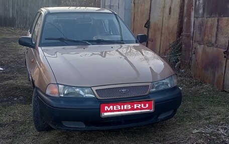 Daewoo Nexia I рестайлинг, 2001 год, 100 000 рублей, 6 фотография