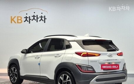 Hyundai Kona I, 2021 год, 1 910 000 рублей, 2 фотография