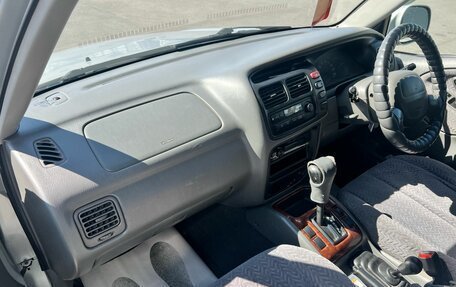 Suzuki Escudo III, 2001 год, 879 000 рублей, 13 фотография