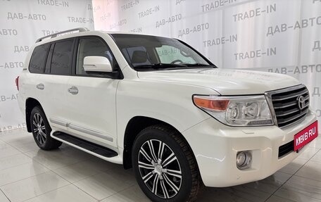 Toyota Land Cruiser 200, 2015 год, 3 900 000 рублей, 3 фотография