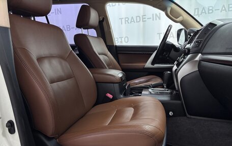 Toyota Land Cruiser 200, 2015 год, 3 900 000 рублей, 12 фотография