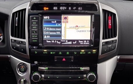 Toyota Land Cruiser 200, 2015 год, 3 900 000 рублей, 18 фотография