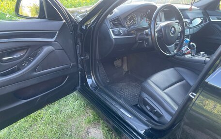 BMW 5 серия, 2014 год, 2 100 000 рублей, 24 фотография