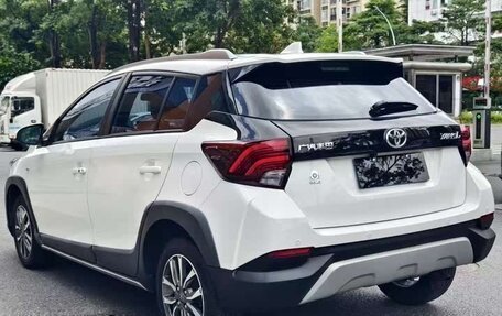 Toyota Yaris XP150 рестайлинг, 2022 год, 1 269 000 рублей, 3 фотография