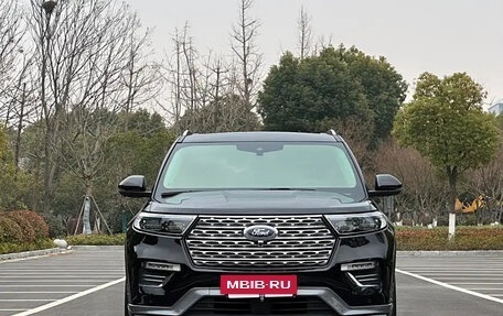 Ford Explorer VI, 2020 год, 3 740 000 рублей, 2 фотография