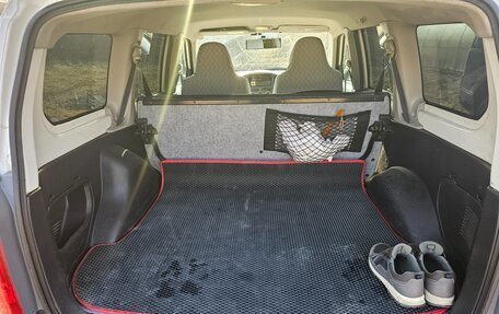 Toyota Probox I, 2010 год, 700 000 рублей, 10 фотография