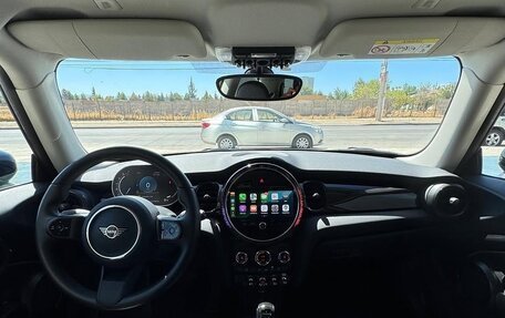 MINI Hatch, 2022 год, 2 120 000 рублей, 5 фотография