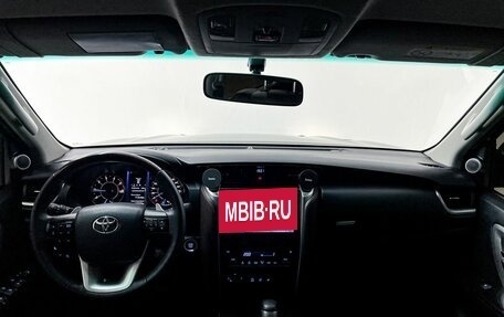 Toyota Fortuner II, 2017 год, 3 500 000 рублей, 28 фотография