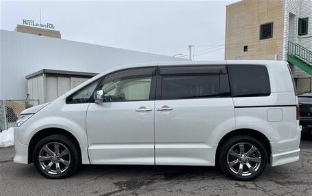 Mitsubishi Delica D:5 I, 2018 год, 2 350 000 рублей, 5 фотография