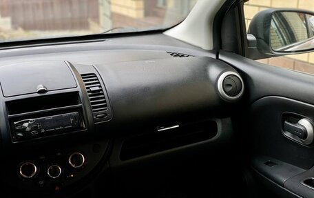 Nissan Note II рестайлинг, 2011 год, 999 900 рублей, 14 фотография