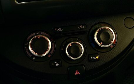 Nissan Note II рестайлинг, 2011 год, 999 900 рублей, 18 фотография