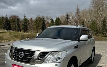Nissan Patrol, 2011 год, 3 000 000 рублей, 2 фотография