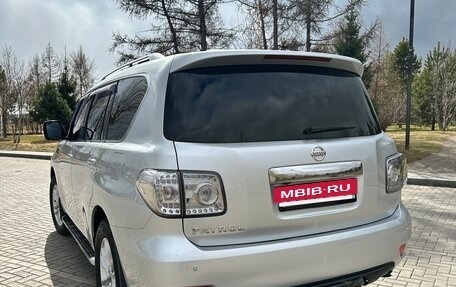 Nissan Patrol, 2011 год, 3 000 000 рублей, 4 фотография