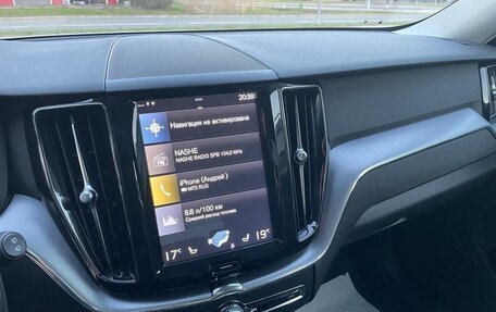 Volvo XC60 II, 2019 год, 3 600 000 рублей, 4 фотография