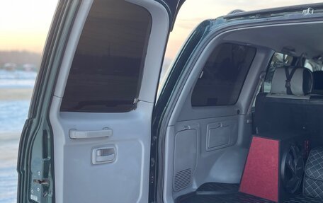 Toyota Land Cruiser 100 рестайлинг 2, 2000 год, 2 900 000 рублей, 17 фотография