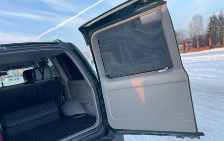 Toyota Land Cruiser 100 рестайлинг 2, 2000 год, 2 900 000 рублей, 16 фотография