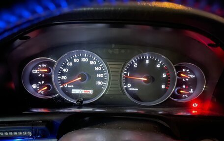 Toyota Land Cruiser 100 рестайлинг 2, 2000 год, 2 900 000 рублей, 26 фотография