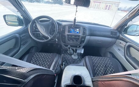 Toyota Land Cruiser 100 рестайлинг 2, 2000 год, 2 900 000 рублей, 25 фотография