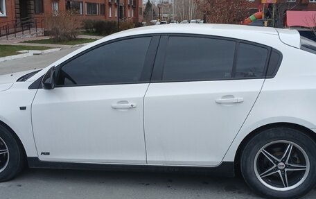Chevrolet Cruze II, 2012 год, 999 000 рублей, 3 фотография