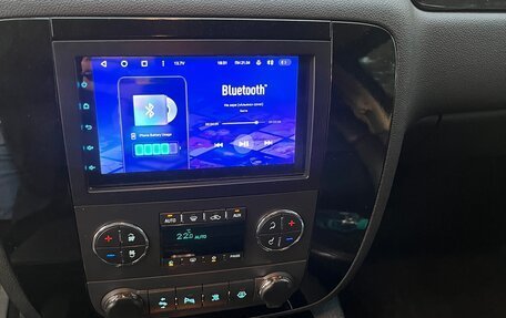 Chevrolet Tahoe III, 2008 год, 1 800 000 рублей, 9 фотография
