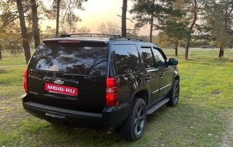 Chevrolet Tahoe III, 2008 год, 1 800 000 рублей, 4 фотография
