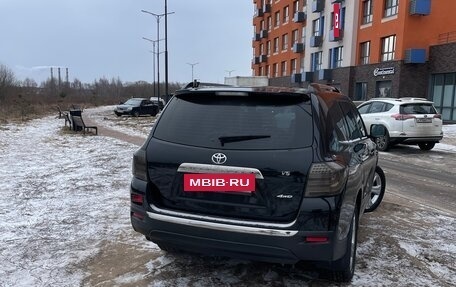 Toyota Highlander III, 2011 год, 2 080 000 рублей, 4 фотография
