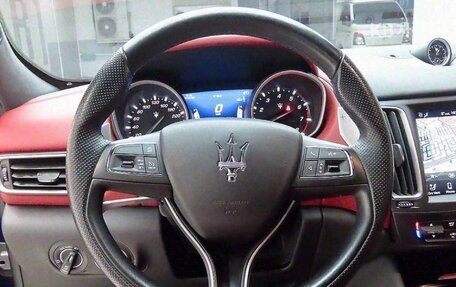 Maserati Levante I, 2021 год, 4 400 000 рублей, 7 фотография