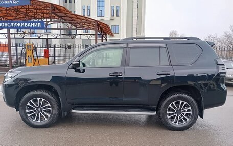 Toyota Land Cruiser Prado 150 рестайлинг 2, 2020 год, 5 500 000 рублей, 8 фотография