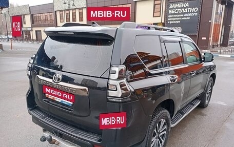 Toyota Land Cruiser Prado 150 рестайлинг 2, 2020 год, 5 500 000 рублей, 5 фотография