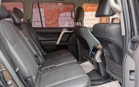 Toyota Land Cruiser Prado 150 рестайлинг 2, 2020 год, 5 500 000 рублей, 14 фотография