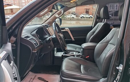 Toyota Land Cruiser Prado 150 рестайлинг 2, 2020 год, 5 500 000 рублей, 12 фотография