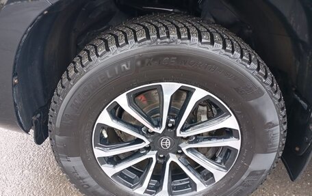 Toyota Land Cruiser Prado 150 рестайлинг 2, 2020 год, 5 500 000 рублей, 16 фотография