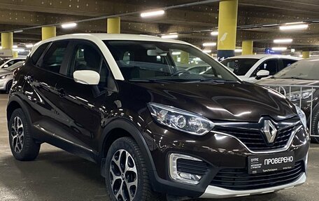 Renault Kaptur I рестайлинг, 2017 год, 979 000 рублей, 3 фотография