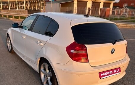 BMW 1 серия, 2008 год, 850 000 рублей, 5 фотография