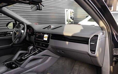 Porsche Cayenne III, 2022 год, 8 896 000 рублей, 12 фотография