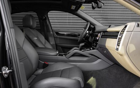 Porsche Cayenne III, 2022 год, 8 896 000 рублей, 11 фотография