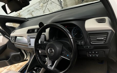 Nissan Leaf II, 2018 год, 1 650 000 рублей, 6 фотография
