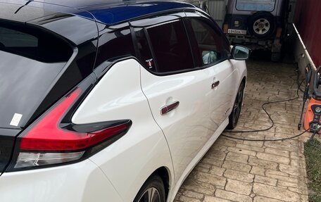 Nissan Leaf II, 2018 год, 1 650 000 рублей, 19 фотография