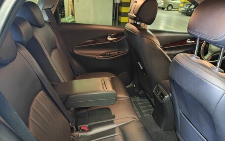 Infiniti QX50 I рестайлинг, 2015 год, 2 150 000 рублей, 5 фотография