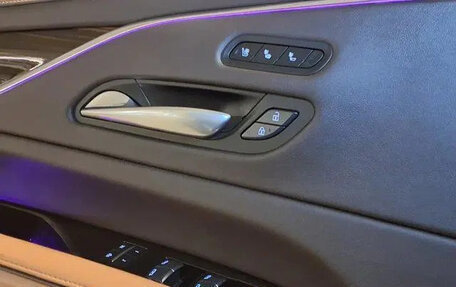 Cadillac Escalade V, 2022 год, 8 250 000 рублей, 23 фотография