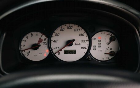 Honda Stream I рестайлинг, 2002 год, 600 000 рублей, 12 фотография
