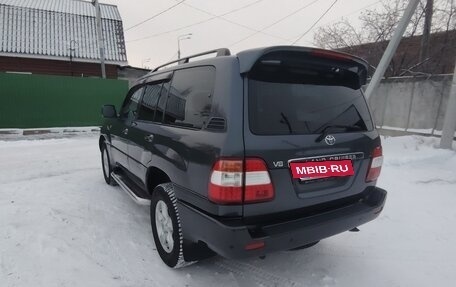 Toyota Land Cruiser 100 рестайлинг 2, 2007 год, 2 064 753 рублей, 2 фотография